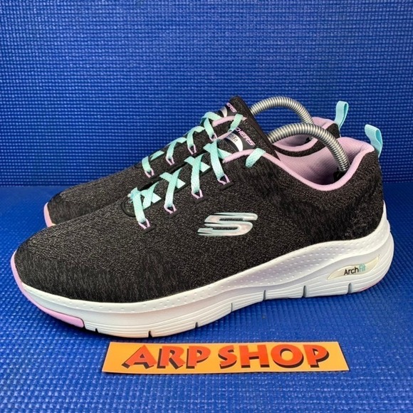 Skechers Shoes - SKECHERS ARCH FIT Women`s Size 11 Black Lila Comfort Walking Shoes 149414